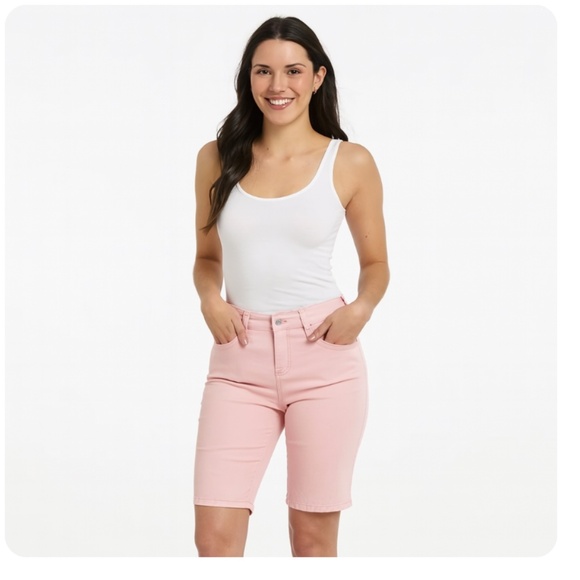 YMI WannaBettaButt Bermuda Twill Shorts Pink Size Jrs 3 - Picture 1 of 10